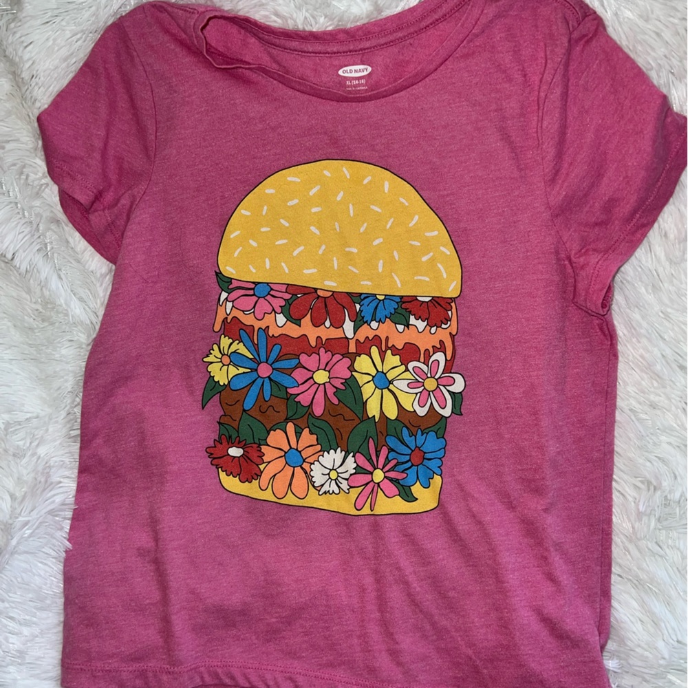 3 Girls T-Shirts .. Gently Used Condition - Picture 9 of 9
